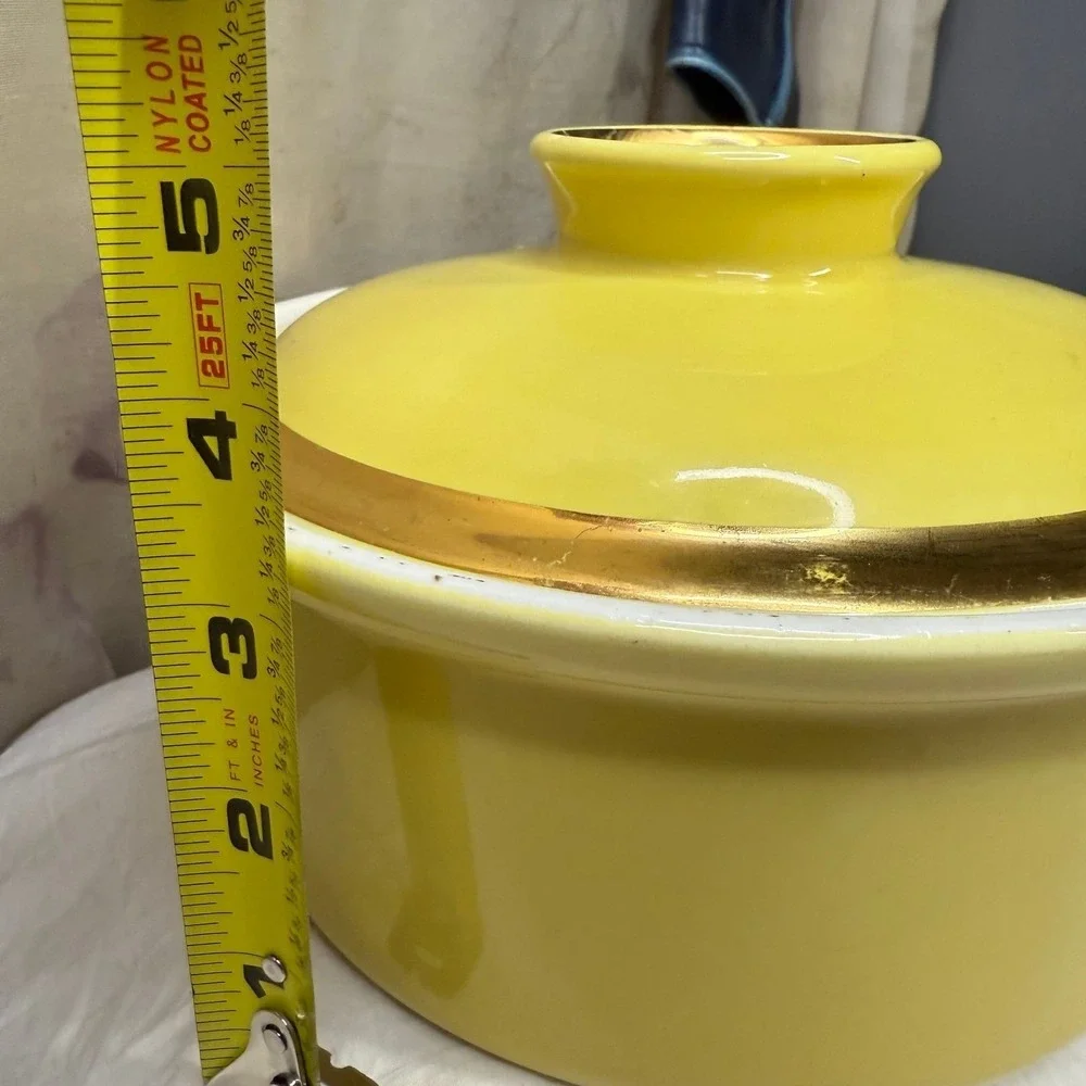 Vintage Mid Century Yellow Ceramic Covered Casserole Dish Gold‎ Trim MCM Lidded